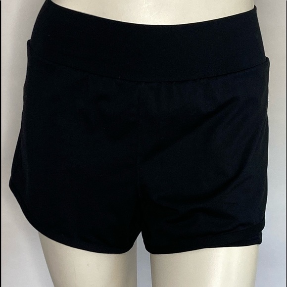 Fabletics Built in Long Briefs Shorts - Picture 2 of 6